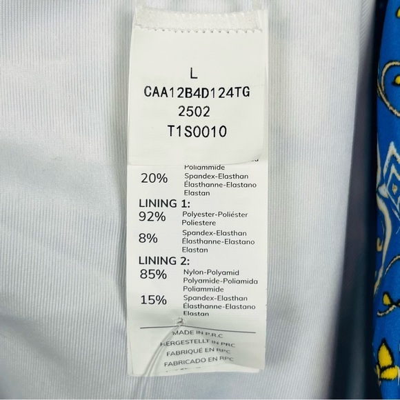 NWT Cupshe 2 piece halter high rise blue print bikini set, large. - Picture 13 of 13